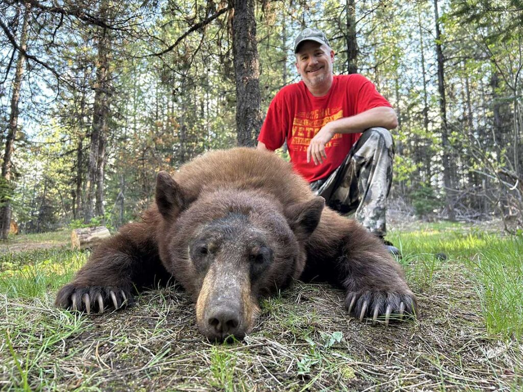 Idaho Black Bear Hunts | MilesHighOutfitters.com